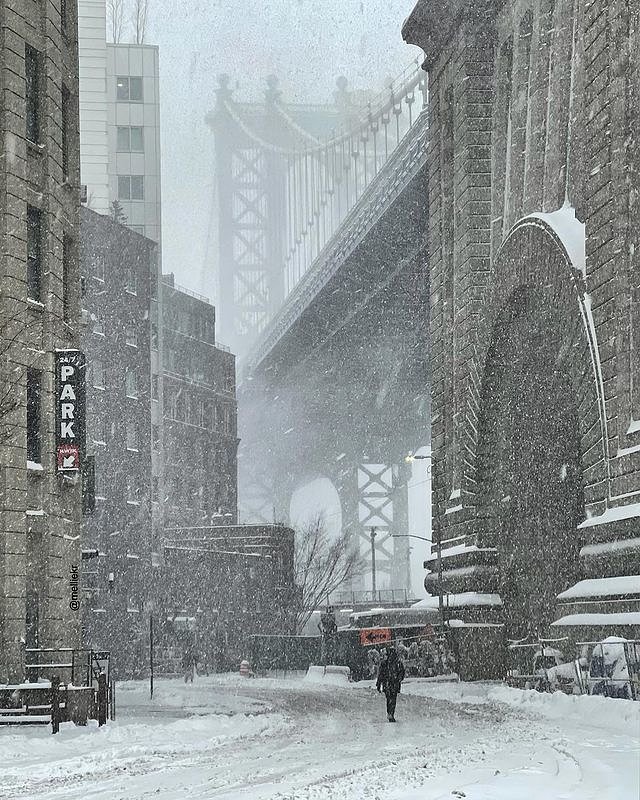 Manhattan Bridge, DUMBO, Brooklyn