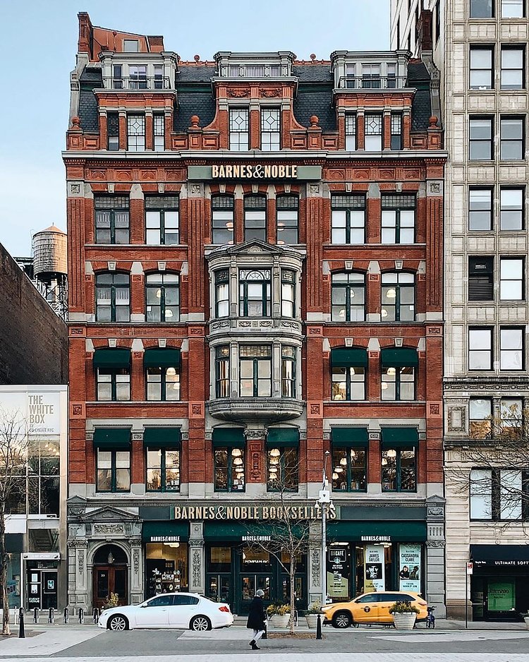 Barnes & Noble, Union Square, Manhattan