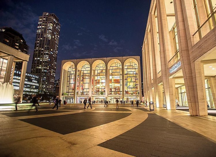 Photo via @camilleschaer 
#viewingnyc