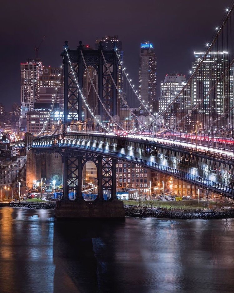 Manhattan Bridge, New York.