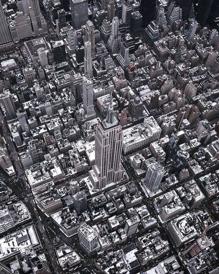 Midtown, Manhattan. Photo via @cheryl.hills #viewingnyc #nyc #newyork #newyorkcity #empirestatebuilding