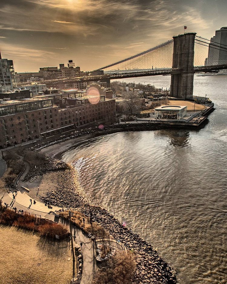 Looking over at Dumbo and Brooklyn Bridge from Manhattan Bridge!