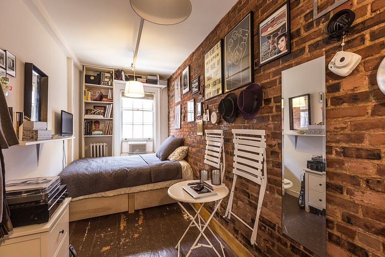 How One New Yorker Lives Comfortably In 90 Square Feet