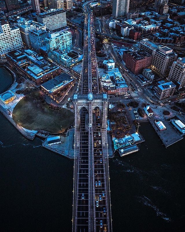Brooklyn Bridge, New York, New York. Photo via @craigsbeds #viewingnyc #newyorkcity #newyork #nyc