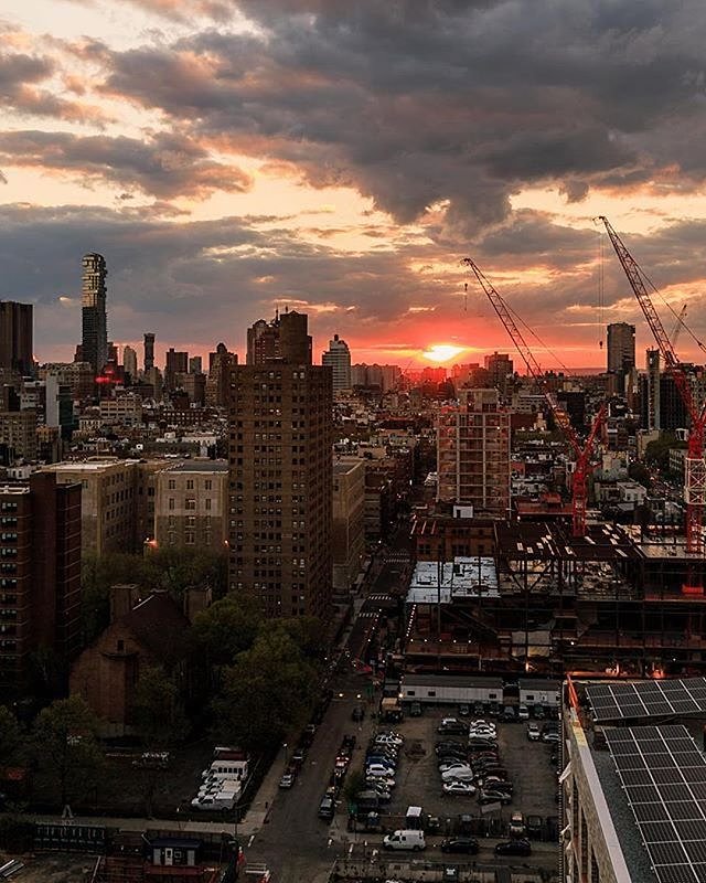 New York, New York. Photo via @afieldsnyc #viewingnyc #newyorkcity #newyork