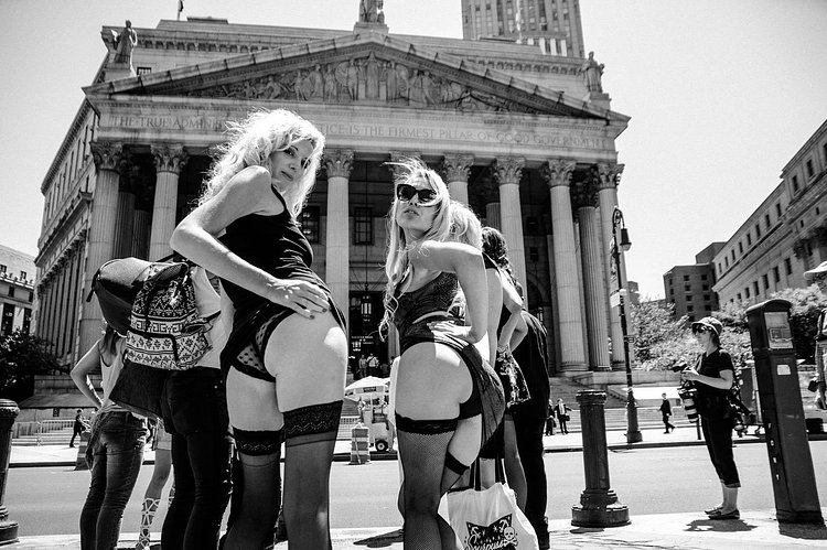 Banned ESB Photographer Protests By Shooting Topless Models at New York Supreme Court [NSFW]