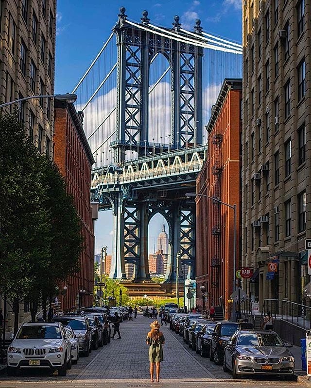 Manhattan Bridge, Dumbo, Brooklyn. Photo via @thewilliamanderson 
#viewingnyc