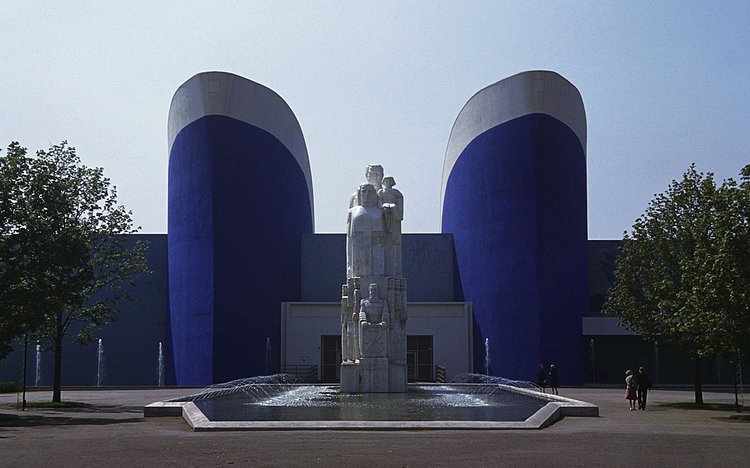 A statue decorates the entrance to the Maritime Transport and Commerce Pavilion.