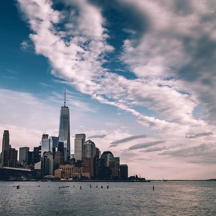 Photo via @afieldsnyc 
#viewingnyc