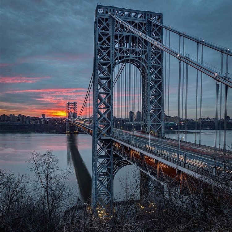 #buildingstylesgf #ic_thecity  #splendidurban #ig_nycity #icapture_nyc  #igersofnyc #instagramnyc #imagesofnyc  #wildnewyork #TopNewYorkphoto #city_of_newyork #made_in_ny #nycaperture #nycdotgram #nyc #photowall #greatshotz #igglobalclub #phototag_it  #top_masters #photowall #nyc #newyork #newyear #newyorkcity  #nycprimeshot  #nbc4ny  #sunrise  #HudsonRiver #GWB #newjersey