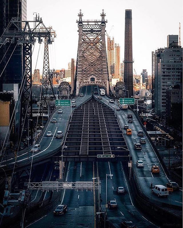 Photo via @mindz.eye 
#viewingnyc