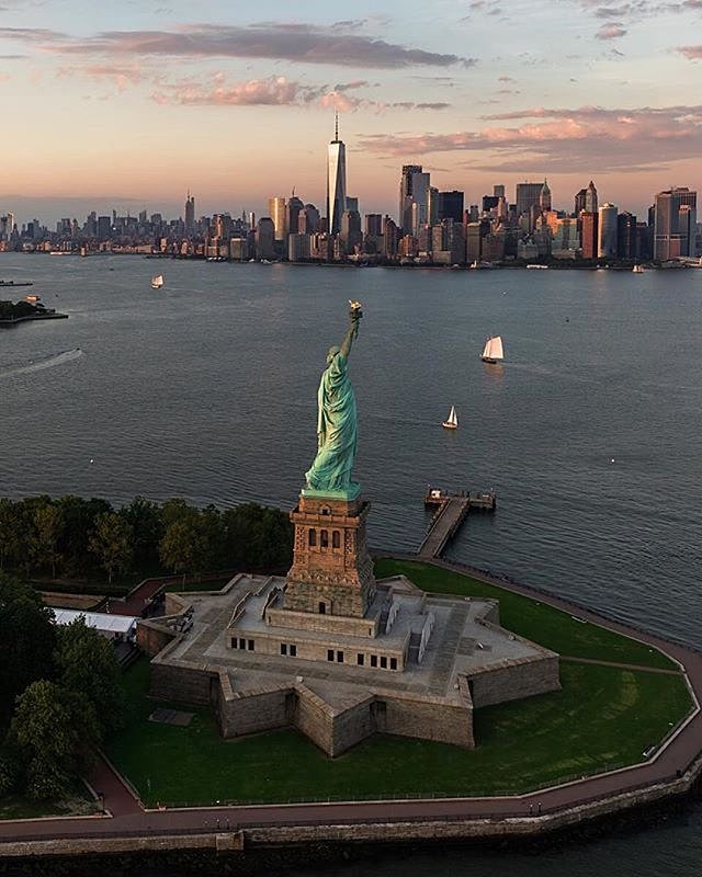 New York, New York. Photo via @flynyon #viewingnyc #newyorkcity #newyork