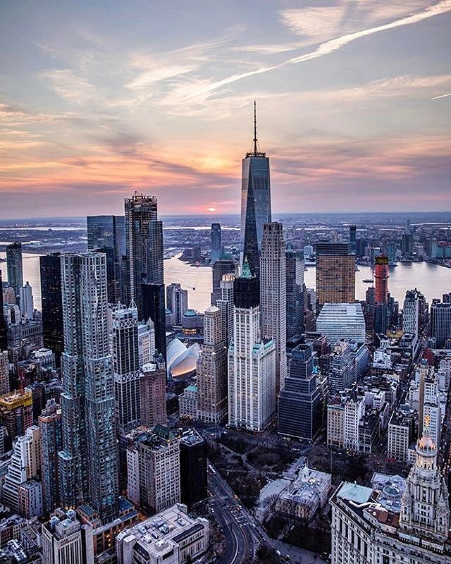 Photo via @brandontaoka 
#viewingnyc
