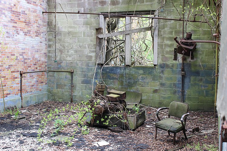 The abandoned mechanics workshop.