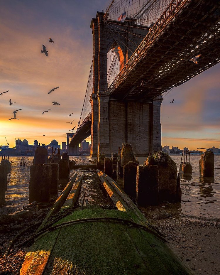 Brooklyn Bridge, New York