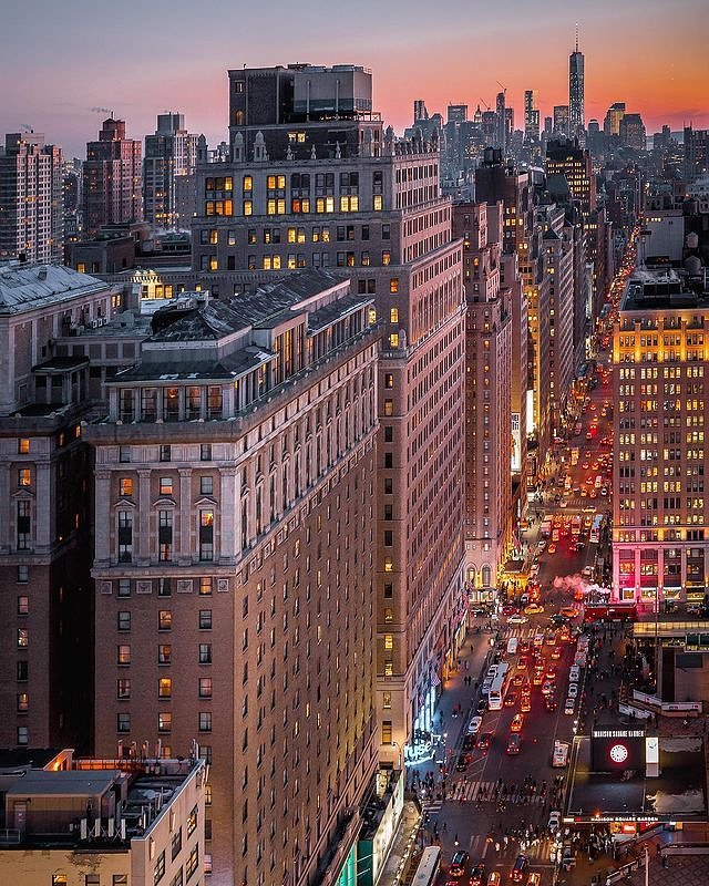 7th Avenue, Midtown, Manhattan