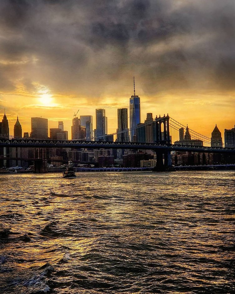 Manhattan Bridge and Lower Manhattan Skyline