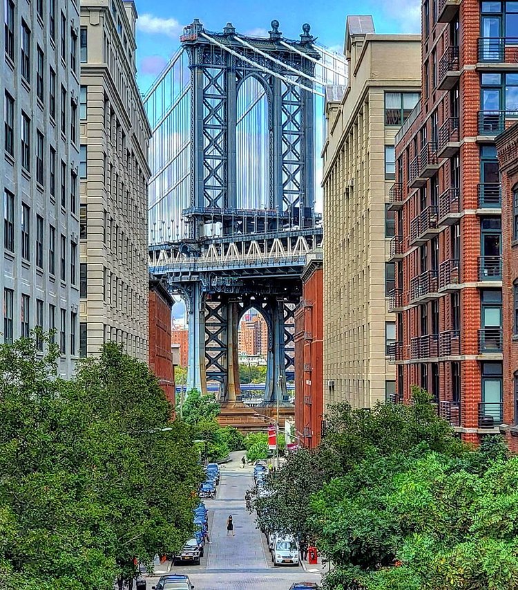 Looking down Washington Street towards Manhattan Bridge, DUMBO, Brooklyn