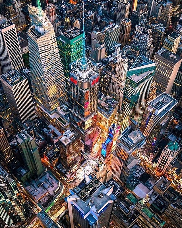 Photo via @marcodegennarophotos 
Times Square

#viewingnyc