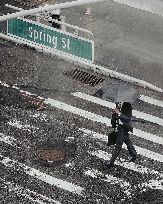SoHo, Manhattan. Photo via @monaris_ #viewingnyc #newyork #newyorkcity #nyc #springstreet #soho