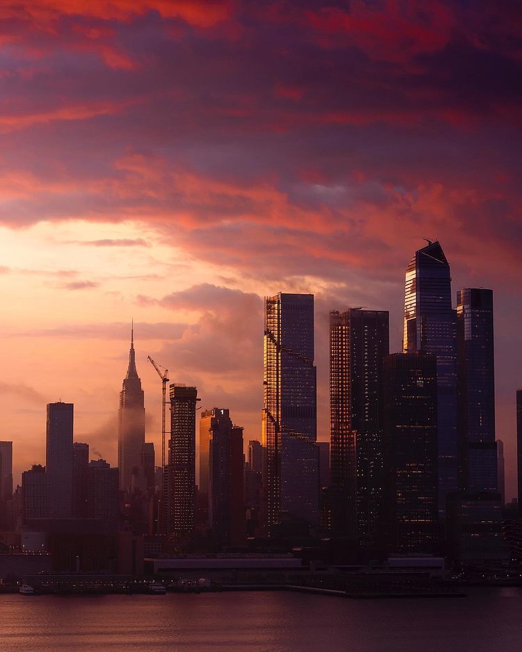 Sunrise over Midtown Manhattan, New York