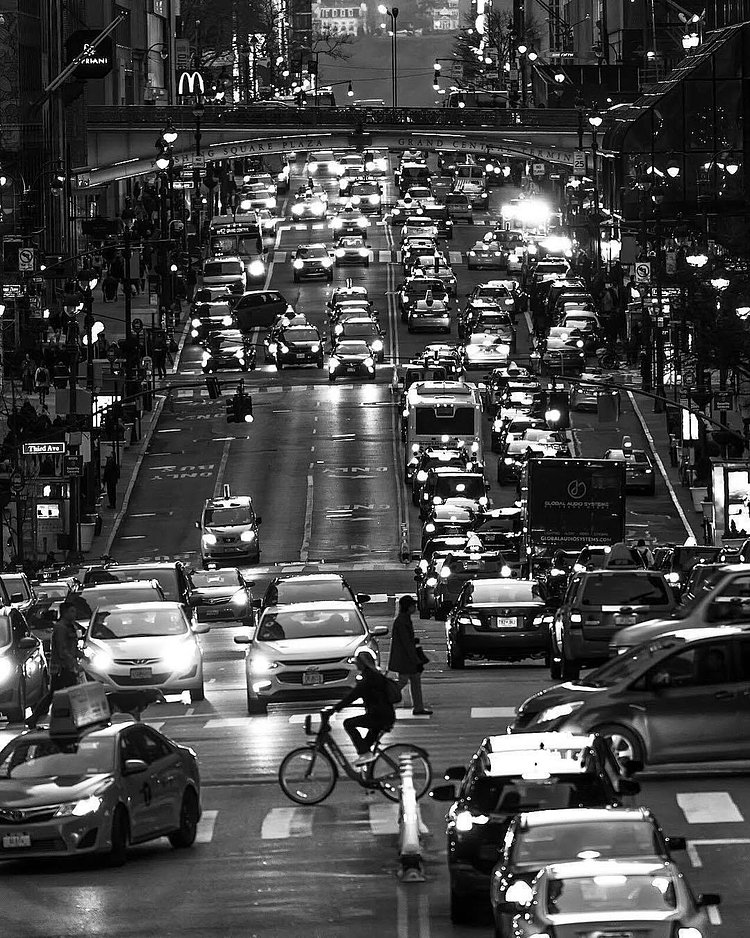 New York, New York. Photo via @zura.nyc #viewingnyc #newyork #newyorkcity #nyc