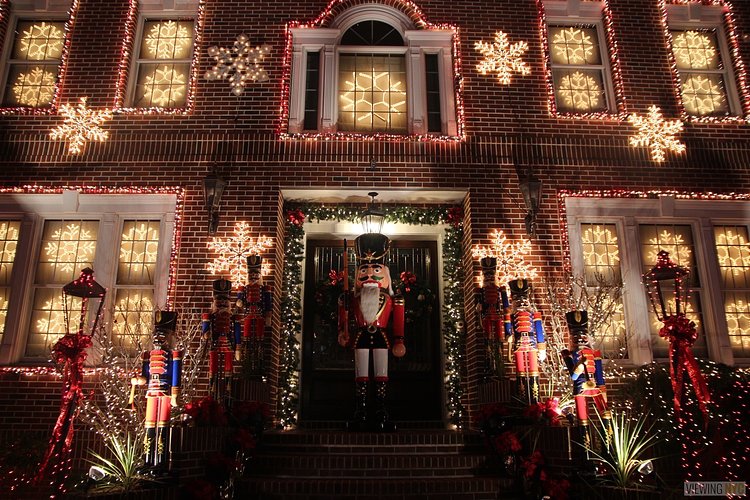 Dyker Heights Christmas Lights | Christmas, 2016