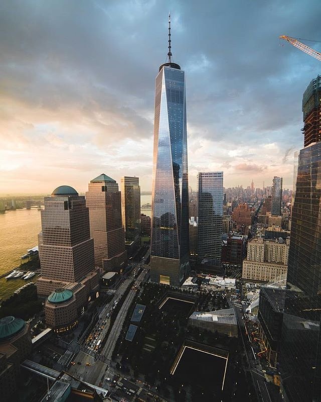 New York, New York. Photo via @flashing.lights #viewingnyc #newyorkcity #newyork #nyc