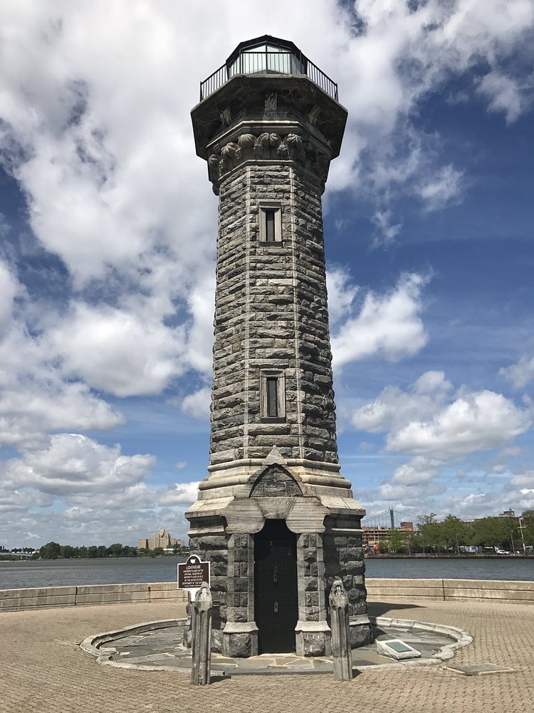 Blackwell Island Light