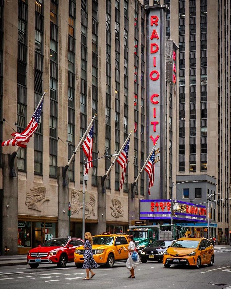 Radio City Music Hall, 6th Avenue, Midtown,Manhattan