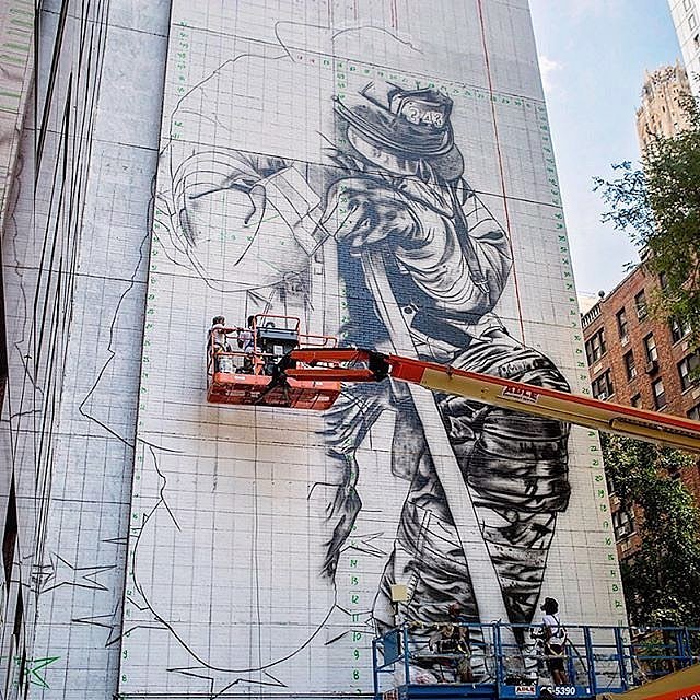 Another @kobrastreetart masterpiece takes shape at 150 East 49th Street Manhattan. It’ll be a tribute to NYC firefighters. Providing the necessary lift to the artist are @jlgindustries and @genie_lift. Thanks @johndomine1 for the photo. #eduardokobra #ableequipment #ableequipmentrental #kobrastreetart #kobrapaint #urbanphotography #urbanstreetart #nycartist #brazilart #johndomine1 #fdny #nycrealestate #manhattanrealestate #mewp #firefighter #publicart #constructionphotography #constructionequipment #nycbravest #muralist #nycmurals
