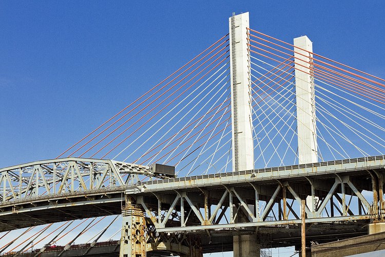 Old and New Kosciuszko Bridges
