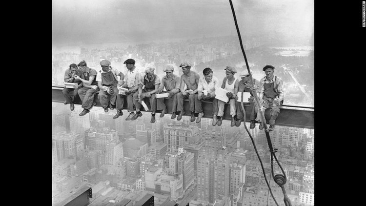 This unforgettable image, titled "Lunch atop a Skyscraper," was taken on September 20, 1932, during the construction of the RCA Building in New York.
