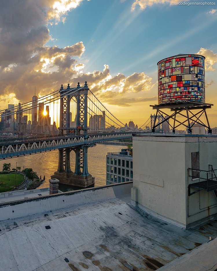 You can't live in NYC and not know Tom Fruin's amazing work!!! Last night's epic skies behind his original water tower ☁️☁️ @tomfruin
••••••••••••••••••••••••••••••••••••••••••••••••••••
Shot alongside @mattpugs, @afieldsnyc, @vikvik7, @tmacfinn, and @mellowhustle
••••••••••••••••••••••••••••••••••••••••••••••••••••
As always please check out the talented folks that are tagged!!!
••••••••••••••••••••••••••••••••••••••••••••••••••••
Shot on @sonyalpha A7RII
••••••••••••••••••••••••••••••••••••••••••••••••••••
#createcommune #nyloveyou #icapture_nyc #fatalframes #way2ill #superhubs #igs_america #artofvisuals #moodygrams #igglobalclub #illgrammers #loves_nyc #wildnewyork #igworldclub #the_visionaries #theimaged #ig_northamerica #photowall #inspiring_photography_admired #usaprimeshot #cbviews #ig_exquisite #newyork_ig #ig_color #feedissoclean #igersofnyc #udog_peopleandplaces #beautifuldestinations #newyorklike #sky_high_architecture ••••••••••••••••••••••••••••••••••••••••••••••••••••