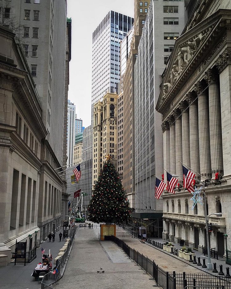 City Holidays: It's beginning to look a lot like Christmas... 🎄
#nycinstantly