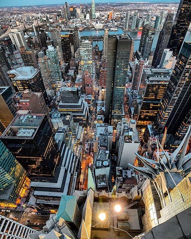 New York, New York. Photo via @lightsensitivity #viewingnyc