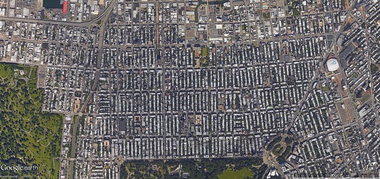 Park Slope, Brooklyn. Need I say more? Park Slope is famous around the country for being the stereotypical yuppie filled neighborhood. Strollers, tea shops, french tourists, more strollers, and brownstones are everywhere. However the neighborhood still has a remaining Irish and Puerto Rican community near the south end (to the west at this angle), and Gowanus is rapidly turning into a nightlife haven, adding some grit to a neighborhood famous for being as safe and pompous as you can imagine.