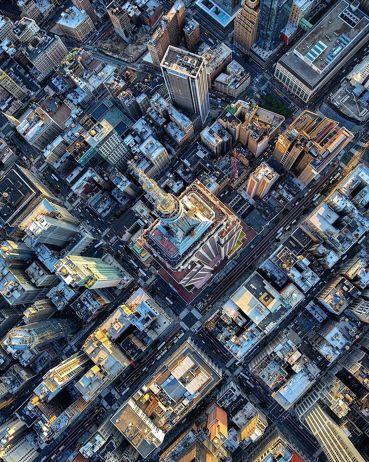 Happy Wednesday everyone! Empire State Building as seen from high above

Thanks for checking out my feed and as usual please check out the talented photographers tagged here as well

#createcommune #nyloveyou #icapture_nyc #fatalframes #way2ill #superhubs #igs_america #artofvisuals #moodygrams #igglobalclub #illgrammers #loves_nyc #wildnewyork #igworldclub #the_visionaries #theimaged #ig_northamerica #photowall #inspiring_photography_admired #usaprimeshot #cbviews #ig_exquisite #newyork_ig #ig_color #feedissoclean #igersofnyc #udog_peopleandplaces #beautifuldestinations #newyorklike #sky_high_architecture