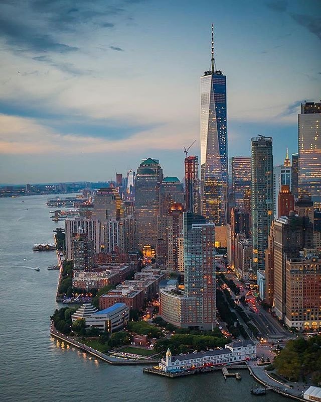 New York, New York. Photo via @flynyon #viewingnyc #newyorkcity #newyork