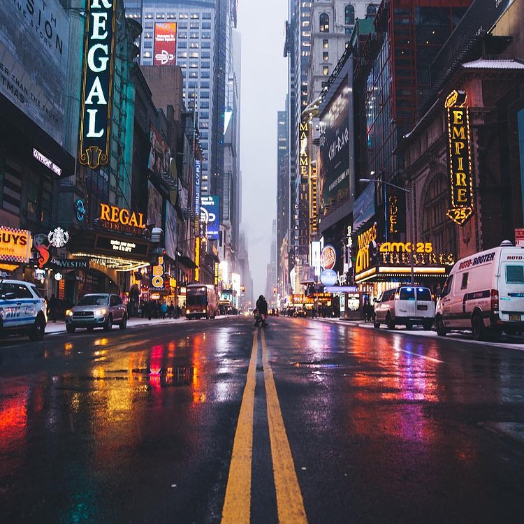 #inspirationcultmag 
#4sensesforTommyhilfiger