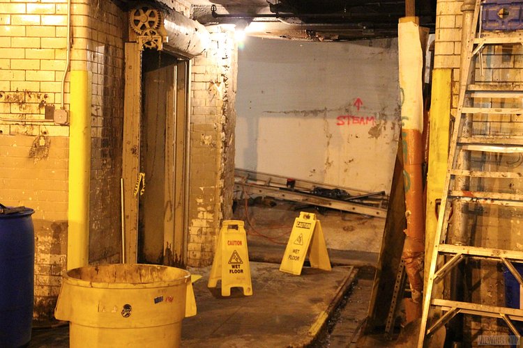 Woolworth Building Lobby and Basement Tour 64