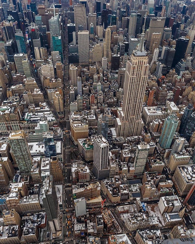 New York, New York. Photo via @killahwave #viewingnyc #nyc #newyork #newyorkcity #empirestatebuilding