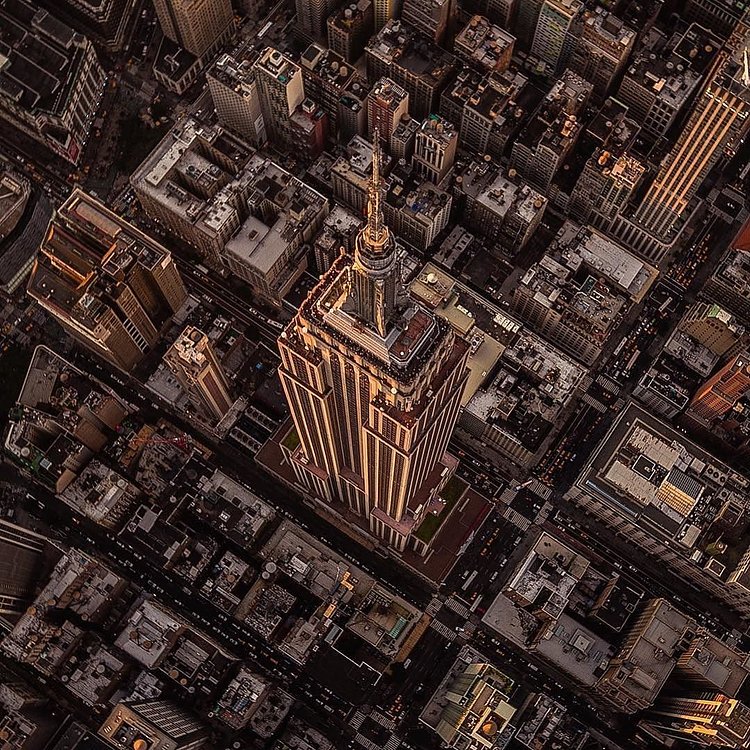 Empire State Building, New York City. Photo via @2ndfloorguy #viewingnyc #newyorkcity #newyork