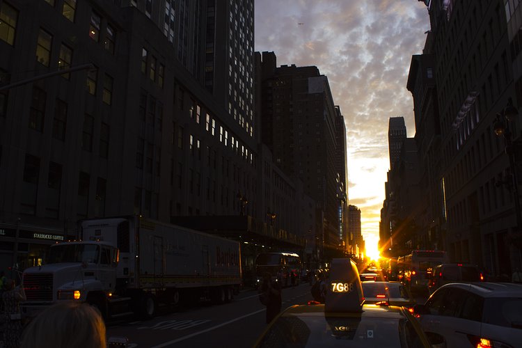 Manhattanhenge 2016