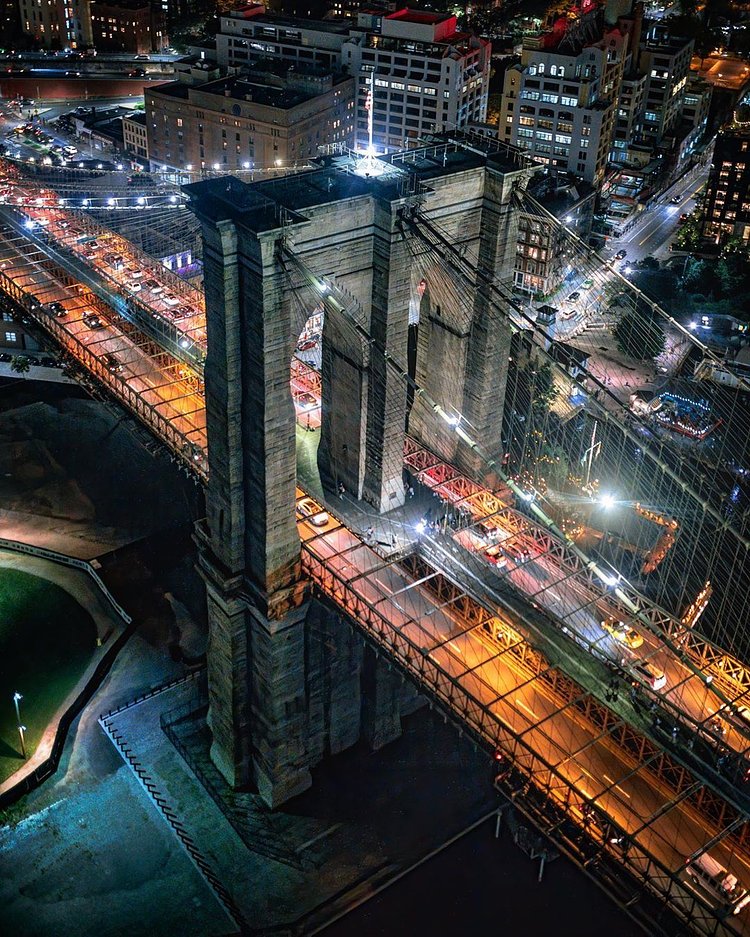 Brooklyn Bridge, New York