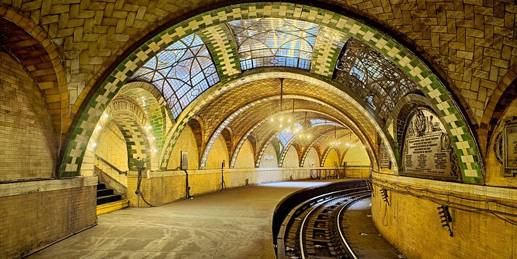 Once the southern terminus of the “Manhattan Main Line” (precursor to today’s 4, 5, and 6 subway lines), this station was closed in 1945. Following talk of returning it to public use in the 1990s, security and logistical concerns blocked the project. The only people allowed to gaze through the station’s gorgeous, leaded-glass skylights are participants in occasional Transit Museum tours.