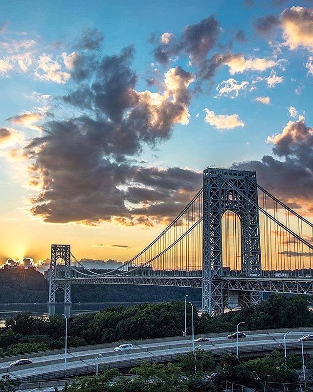 George Washington Bridge, New York. Photo via @newyorkcitykopp #viewingnyc #newyorkcity #newyork