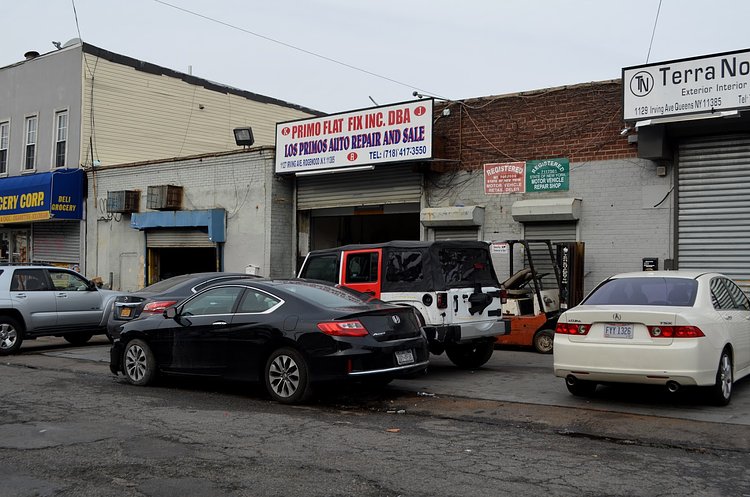 Los Primos Auto Repair and Sale (1127 Irving Ave)