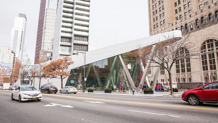 Downtown Brooklyn Apple Store