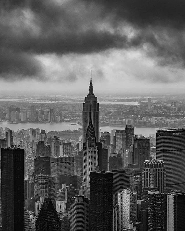 Photo via @brandontaoka

#viewingnyc